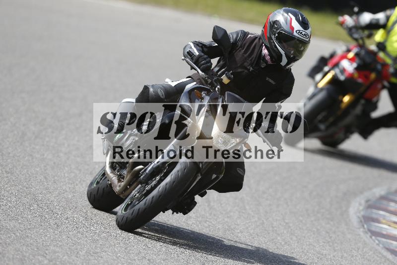 /Archiv-2024/17 01.05.2024 Speer Racing ADR/Schnuppertraining